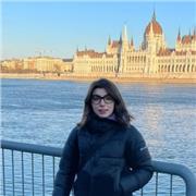 offro ripetizioni online e in presenza a bambini e ragazzi per affiancarli nello studio e migliorare il loro rendimento scolastico